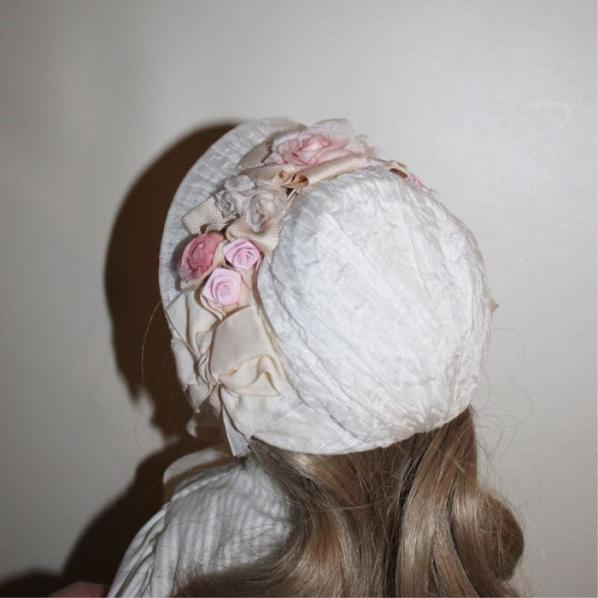 süsser alter Puppenhut Stoff, vintage